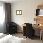 Konukevi Stauber 3*